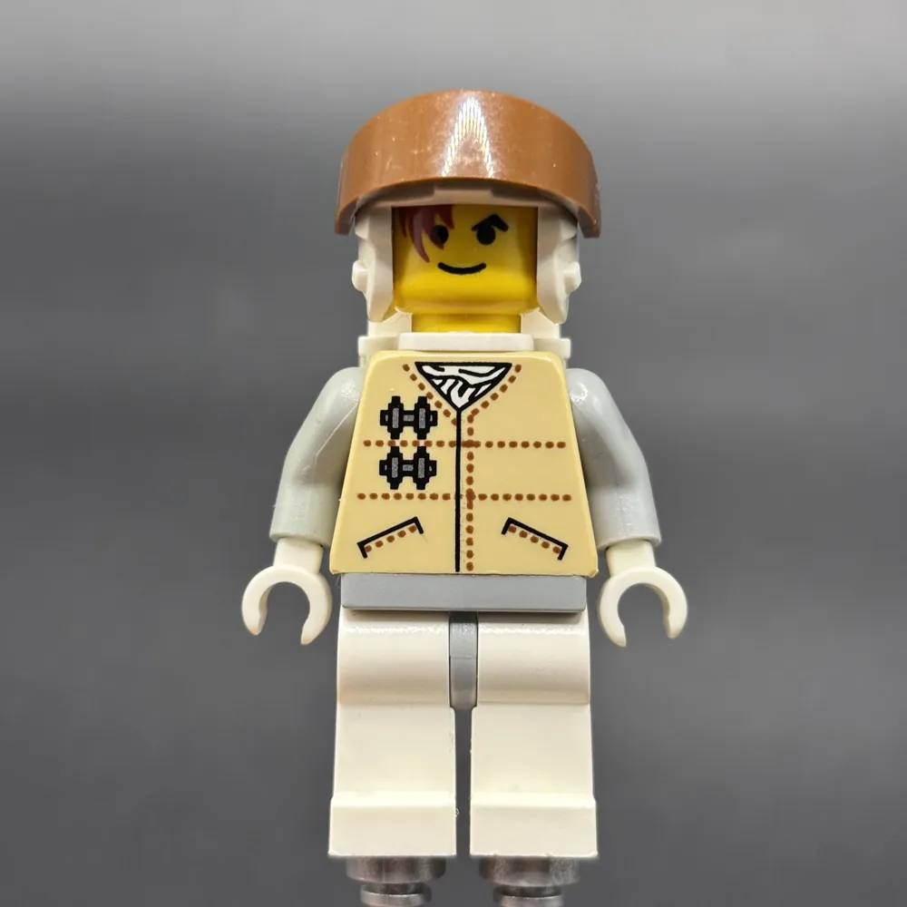 Hoth Rebel (Yellow Head, Brown Visor)