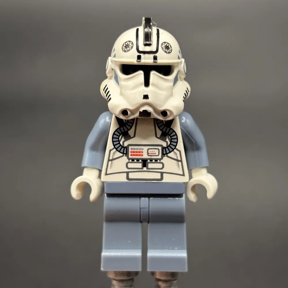 Clone Trooper V-wing Pilot (Phase 2) - Sand Blue Arms and Legs, Black Head