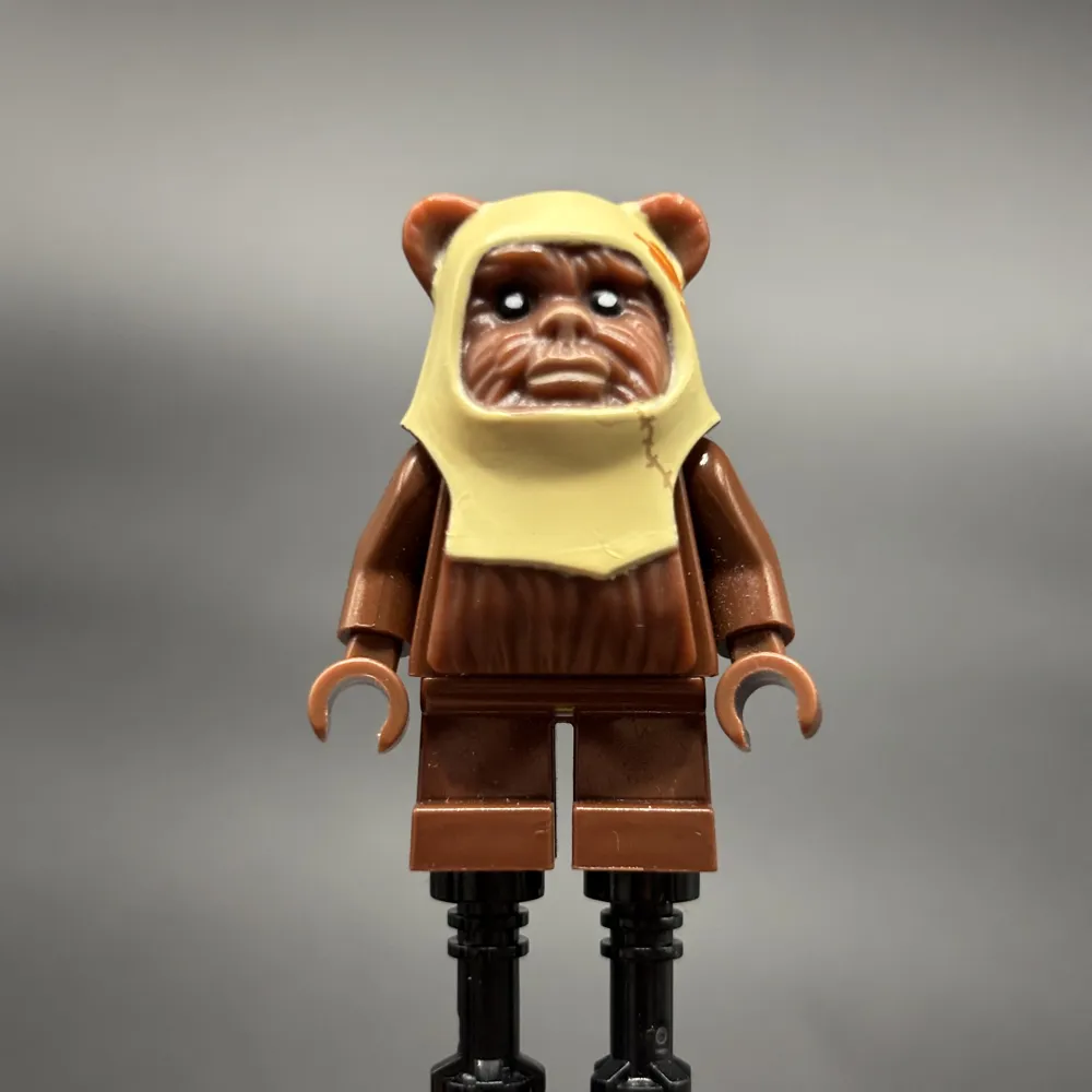 Paploo (Ewok) - Reddish Brown Head with Tan Hood Pattern