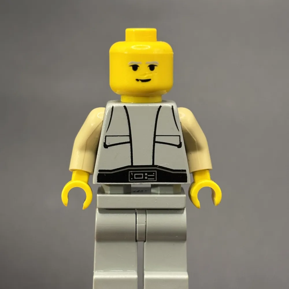 Lobot - Light Gray Uniform, Yellow Head