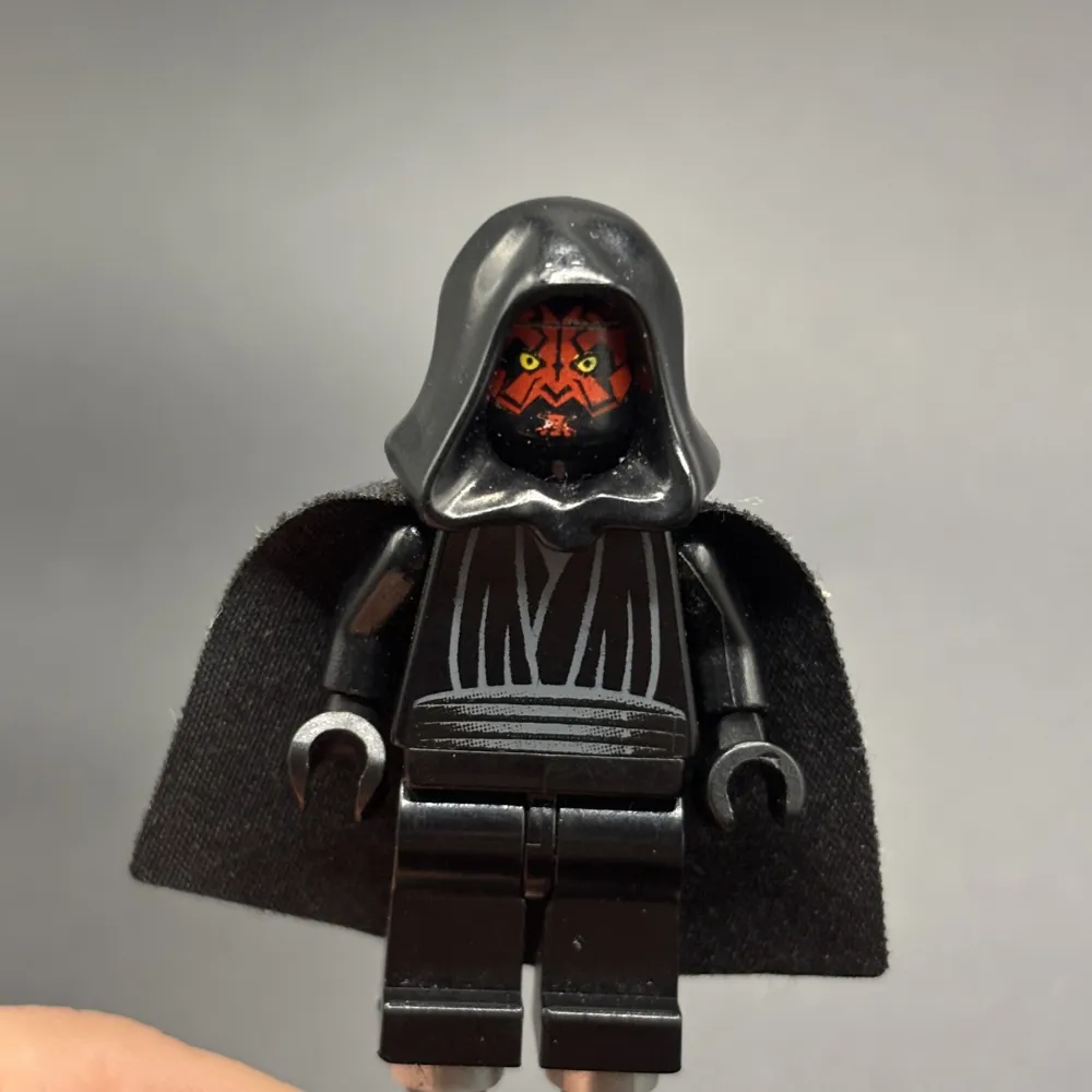 Darth Maul - Hood and Cape, Sash without Pouch