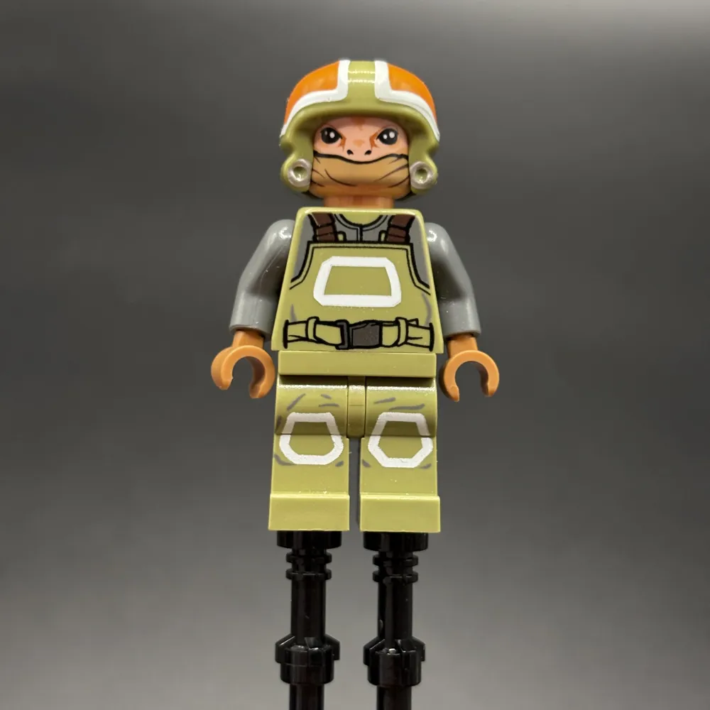 Resistance Ground Crew (Goss Toowers)