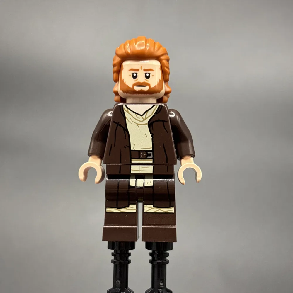 Obi-Wan Kenobi - Dark Brown Robe, Dark Orange Mid-Length Hair with Ruffled Back