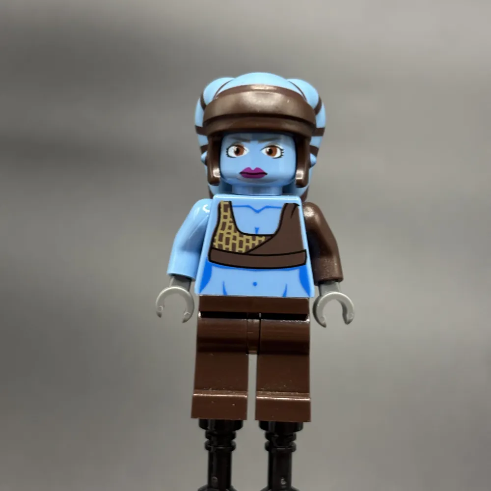 Aayla Secura - Large Eyes