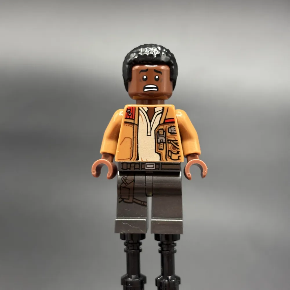 Finn - Medium Nougat Worn Jacket, Pearl Dark Gray Legs with Holster