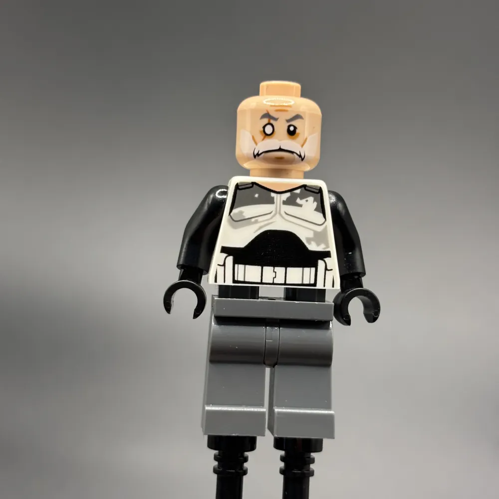 Commander Wolffe - Old