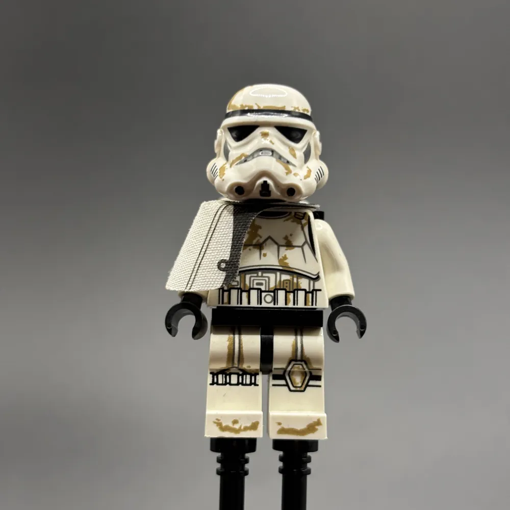 Sandtrooper - White Pauldron, Survival Backpack, Dirt Stains, Balaclava Head Print and Helmet with Dotted Mouth Pattern