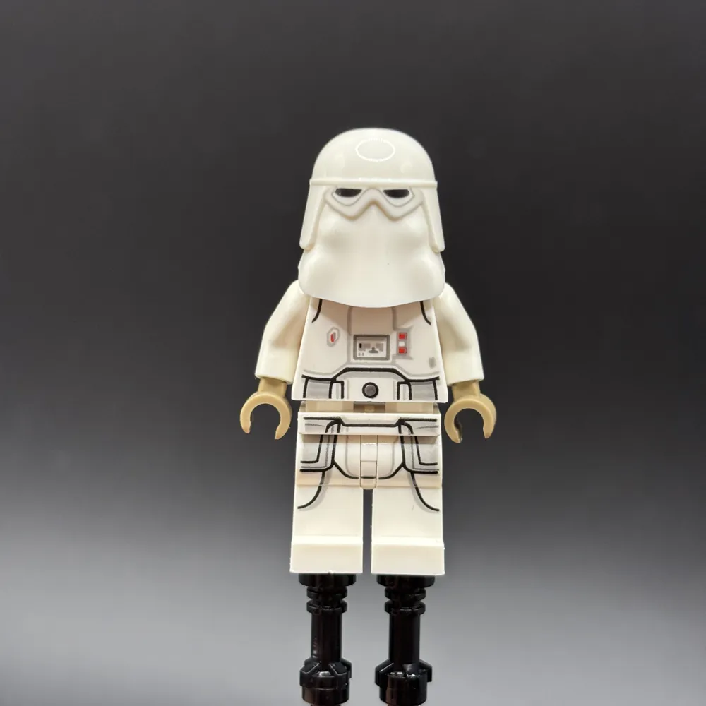 Snowtrooper, Printed Legs, Dark Tan Hands