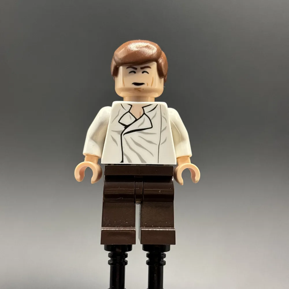 Han Solo - White Shirt with Wrinkles on Front, Dark Brown Legs, Smooth Hair