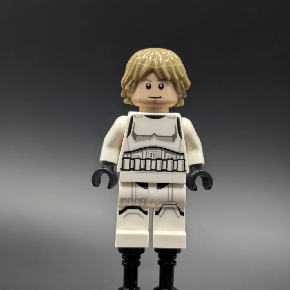 Luke Skywalker - Stormtrooper Outfit, Printed Legs, Dark Tan Hair, Smile / Stern