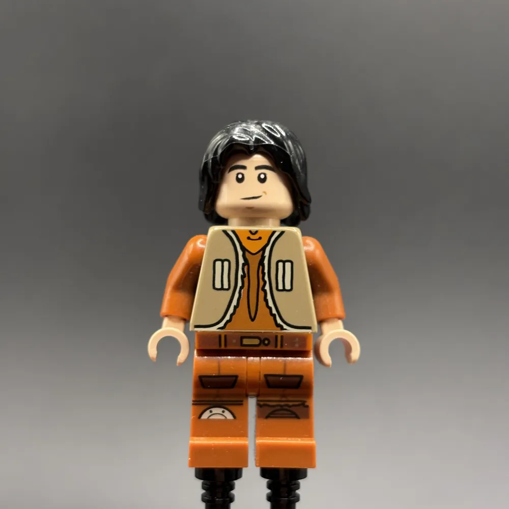 Ezra Bridger - Dark Tan Vest, Hair