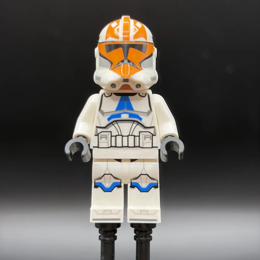 Clone Trooper, 501st Legion, 332nd Company (Phase 2) - Helmet with Holes and Togruta Markings