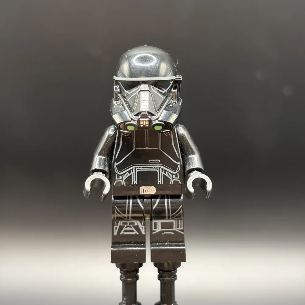 Imperial Death Trooper - Light Nougat Head
