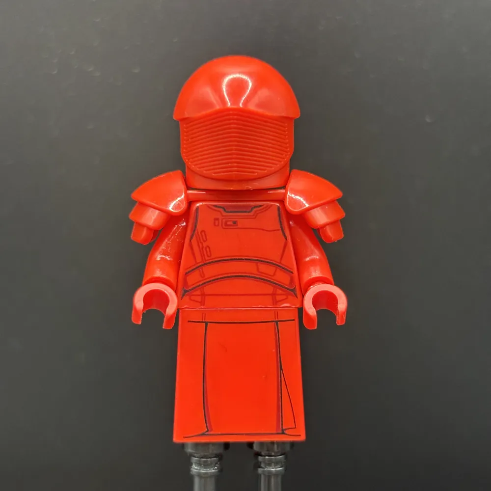 Elite Praetorian Guard - Pointed Helmet, Skirt