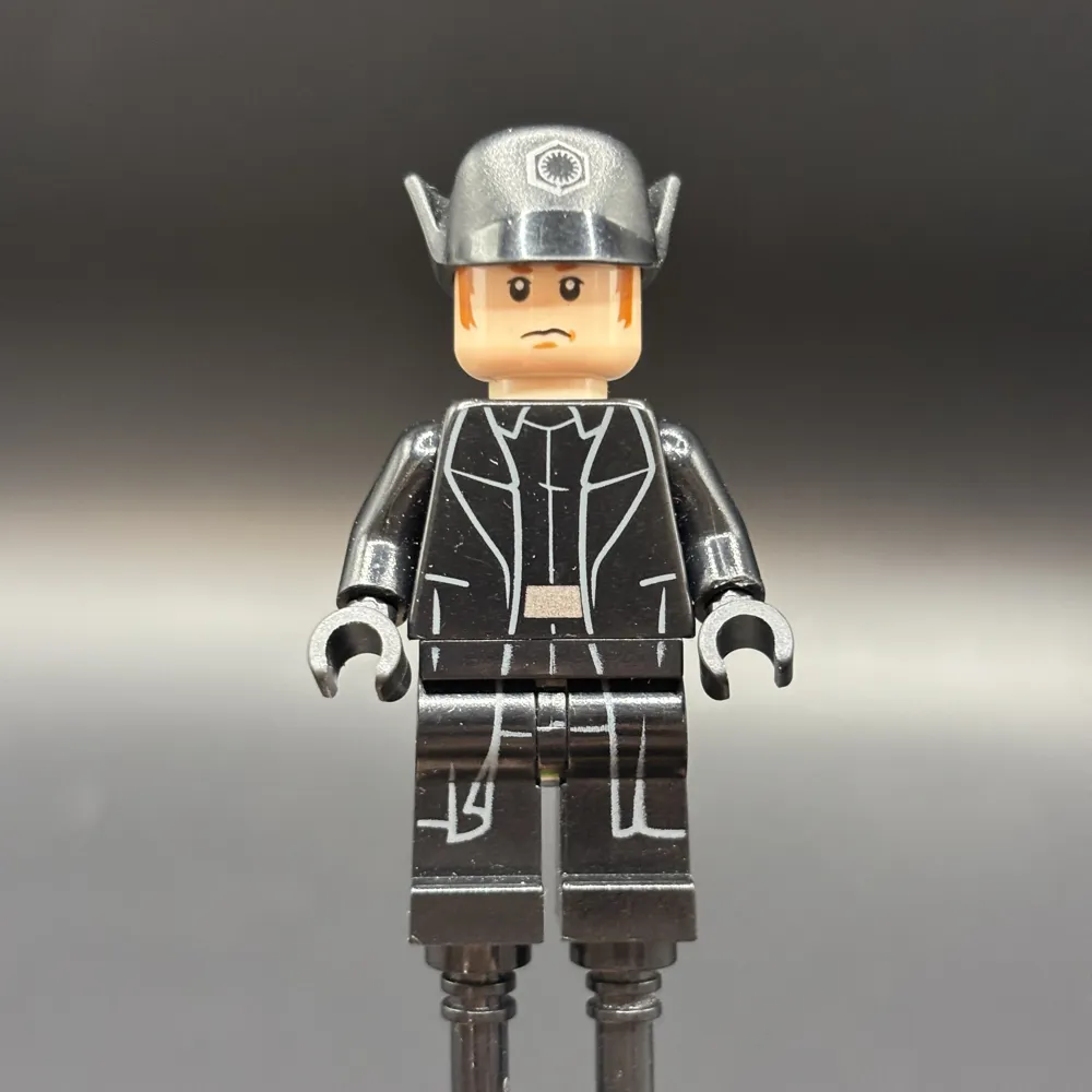 General Hux - Cap
