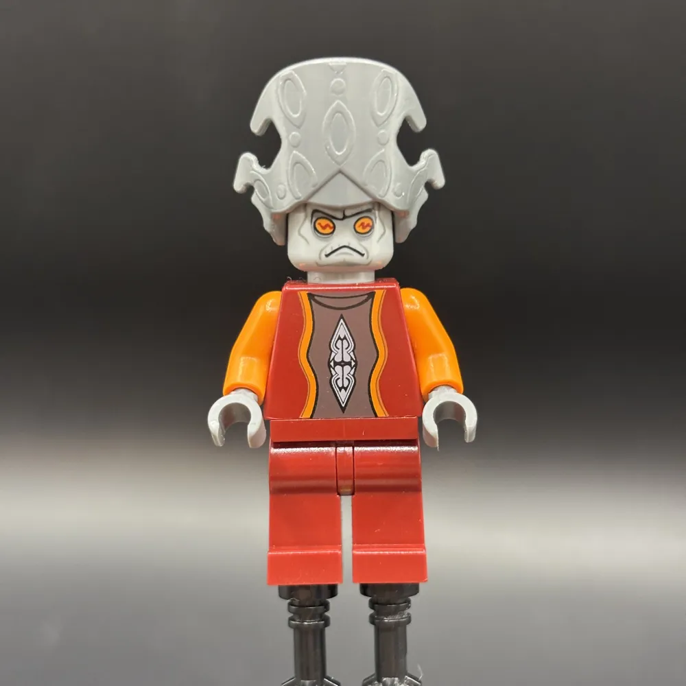 Nute Gunray - Dark Red Outfit, Dark Bluish Gray Headgear