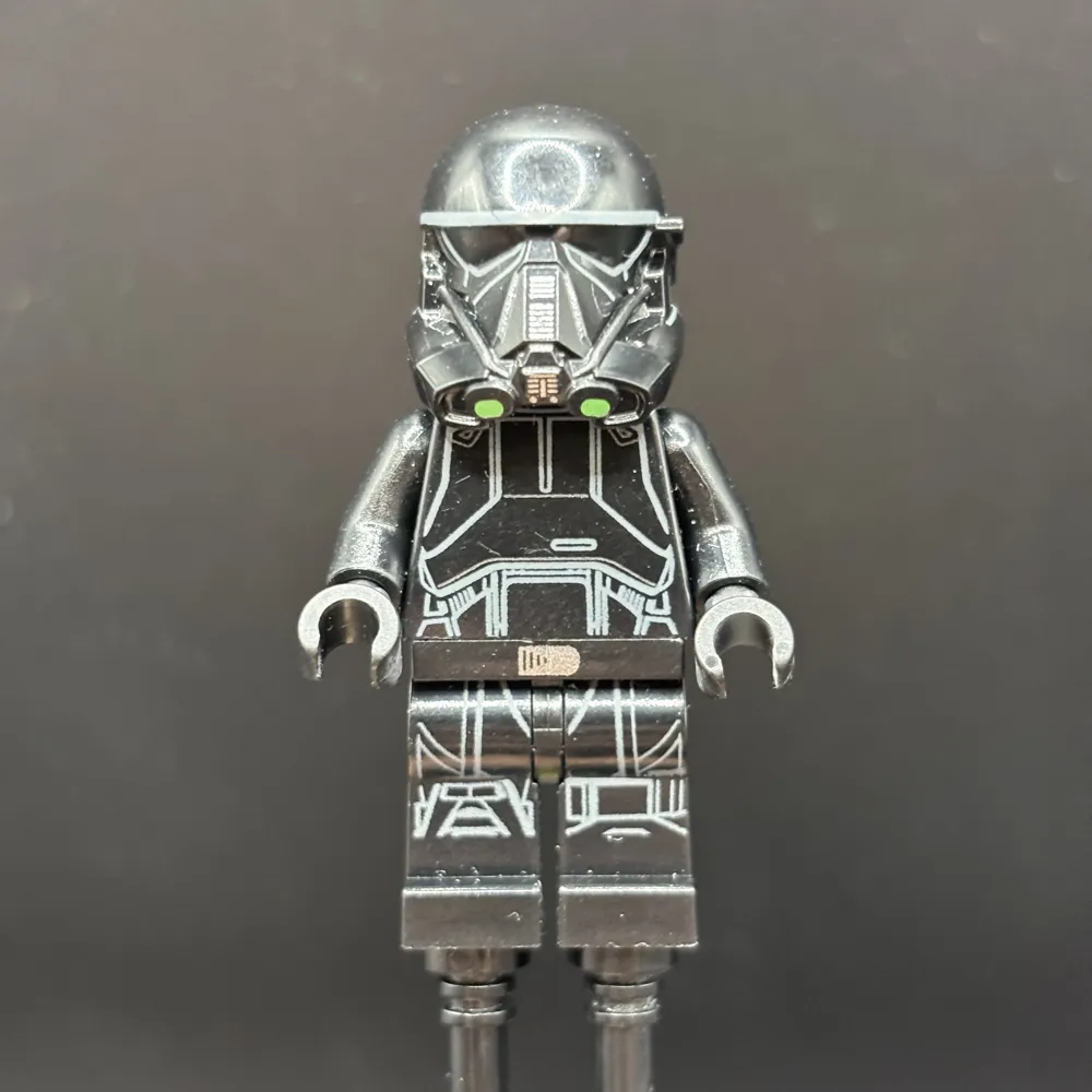 Imperial Death Trooper - Light Nougat Head