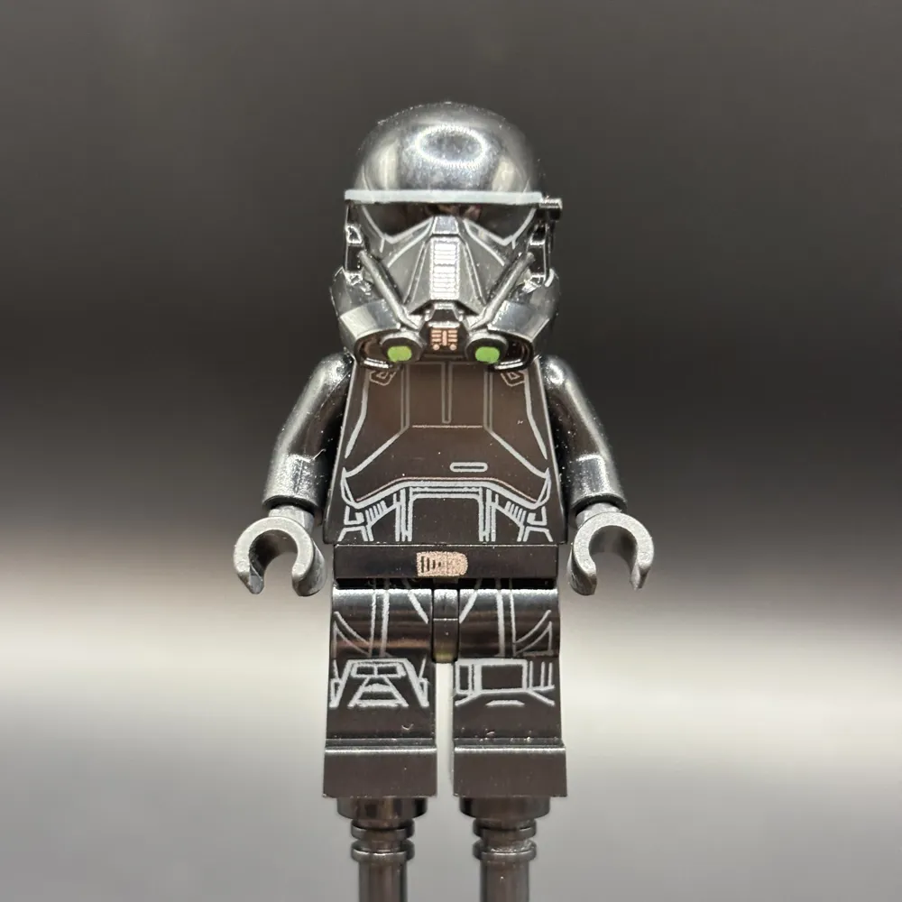 Imperial Death Trooper - Light Nougat Head