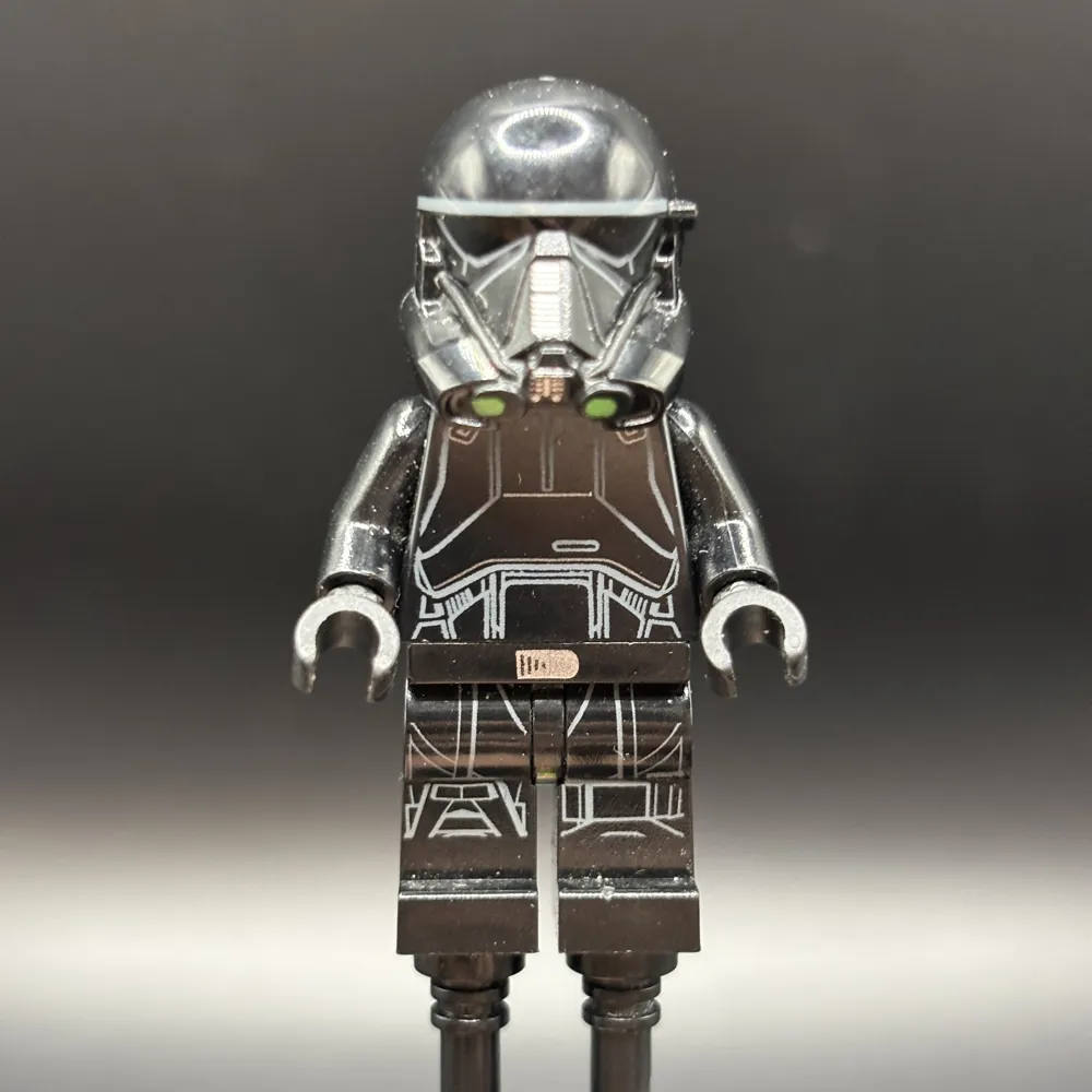 Imperial Death Trooper - Light Nougat Head