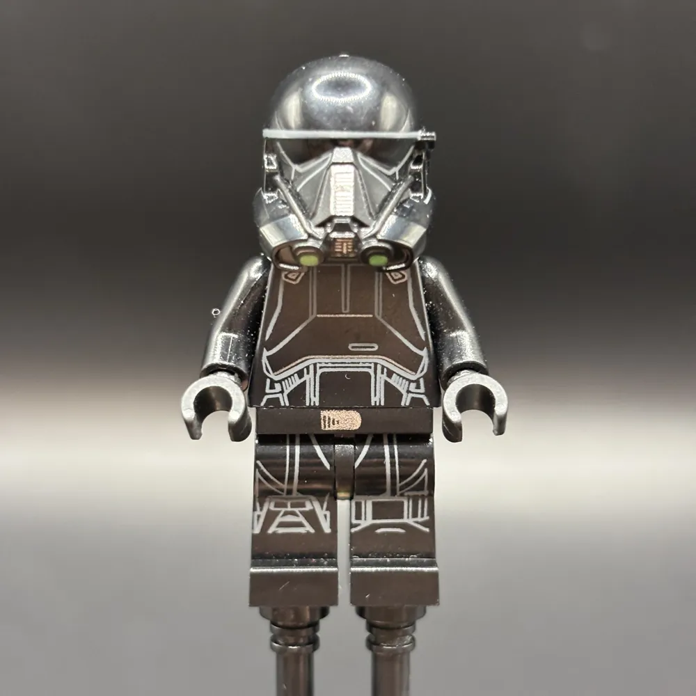 Imperial Death Trooper - Light Nougat Head