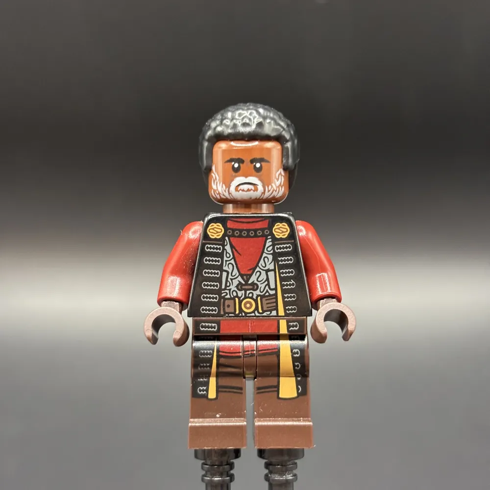 Greef Karga - Black Magistrate Robe and Gray Beard