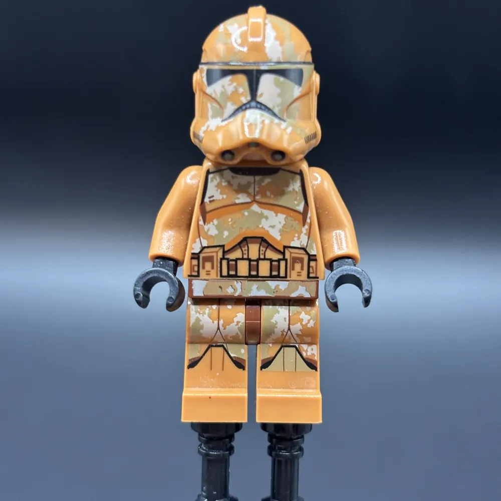 Clone Trooper (Phase 2) - Geonosis Camouflage, Scowl
