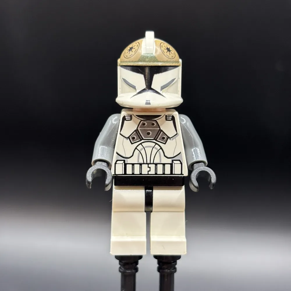 Clone Trooper Gunner (Phase 1) - Large Eyes