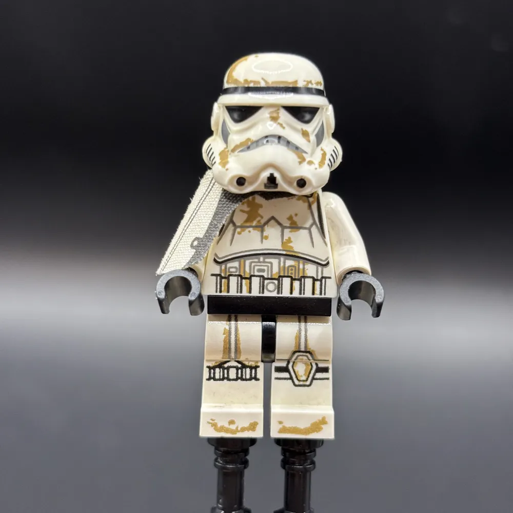 Sandtrooper - White Pauldron, Survival Backpack, Dirt Stains, Balaclava Head Print and Helmet with Dotted Mouth Pattern