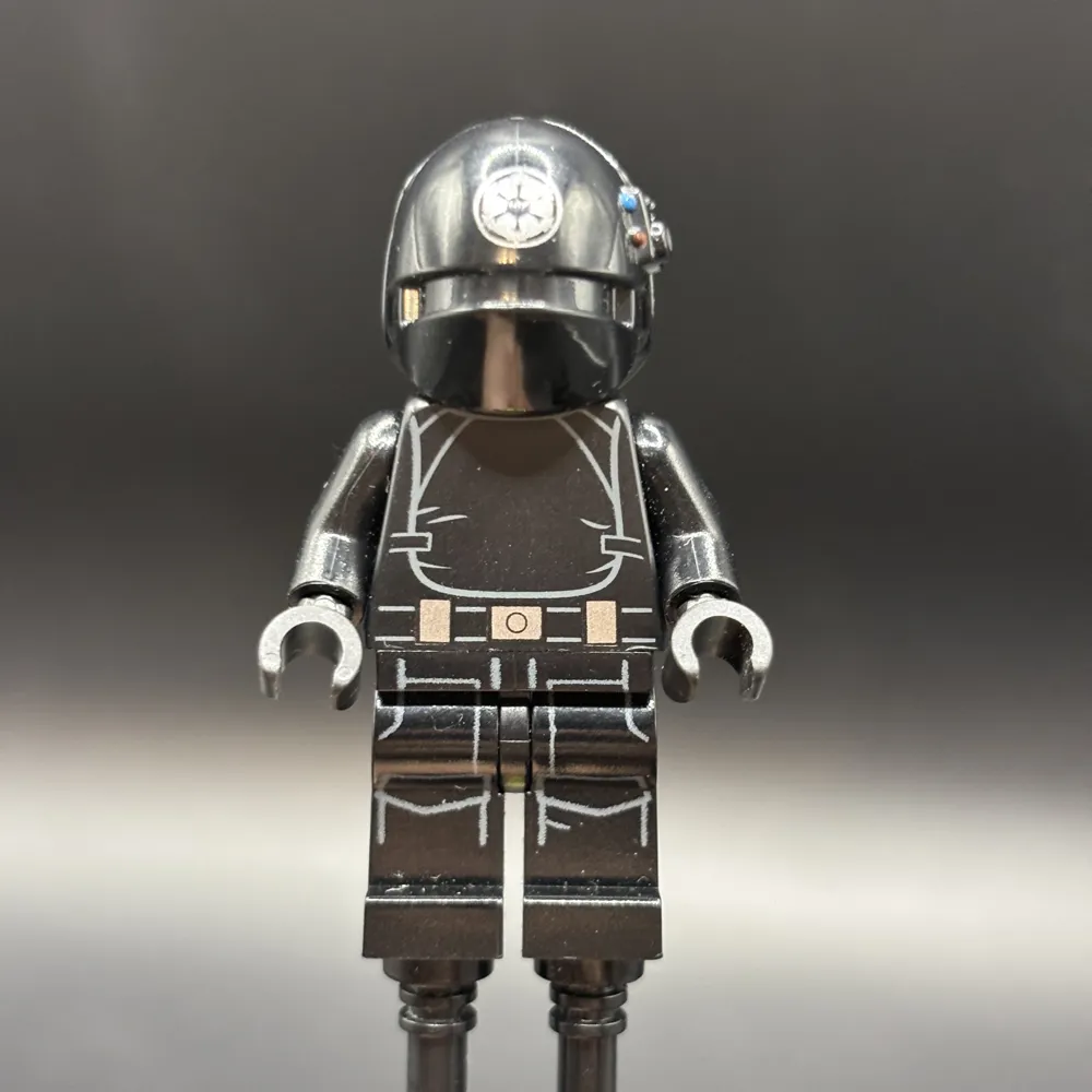Imperial Gunner - Helmet with Silver Imperial Logo, Light Nougat Head, Open Mouth