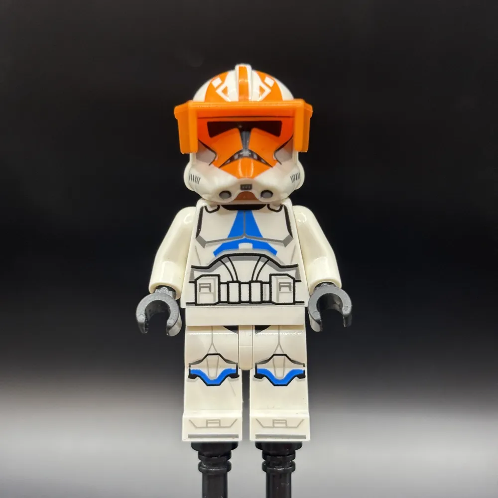 Clone Captain Vaughn, 501st Legion, 332nd Company (Phase 2) - Helmet with Holes and Togruta Markings, Orange Visor