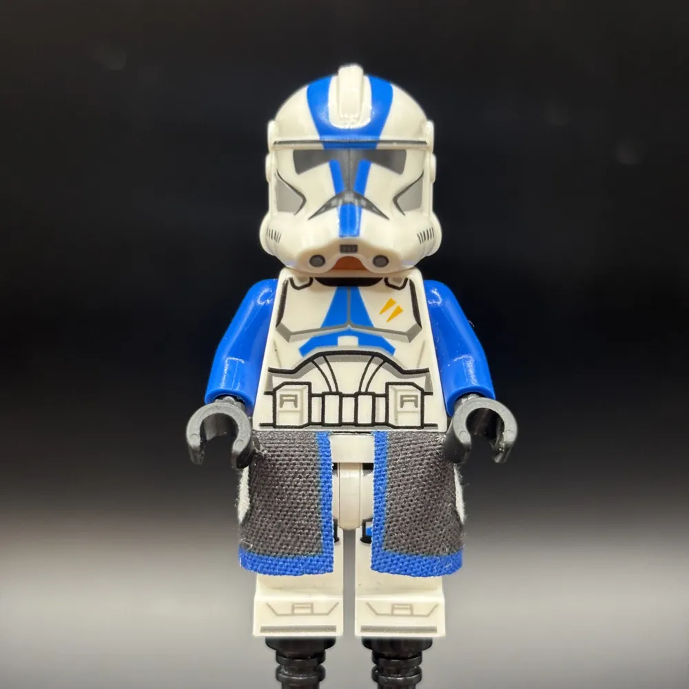 Clone Trooper, 501st Legion (Phase 2) - Blue Arms, Large Eyes