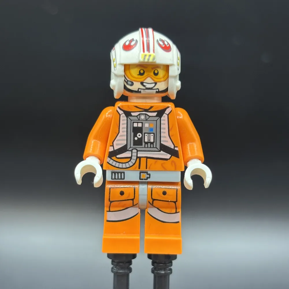 Snowspeeder Pilot - Light Bluish Gray Helmet