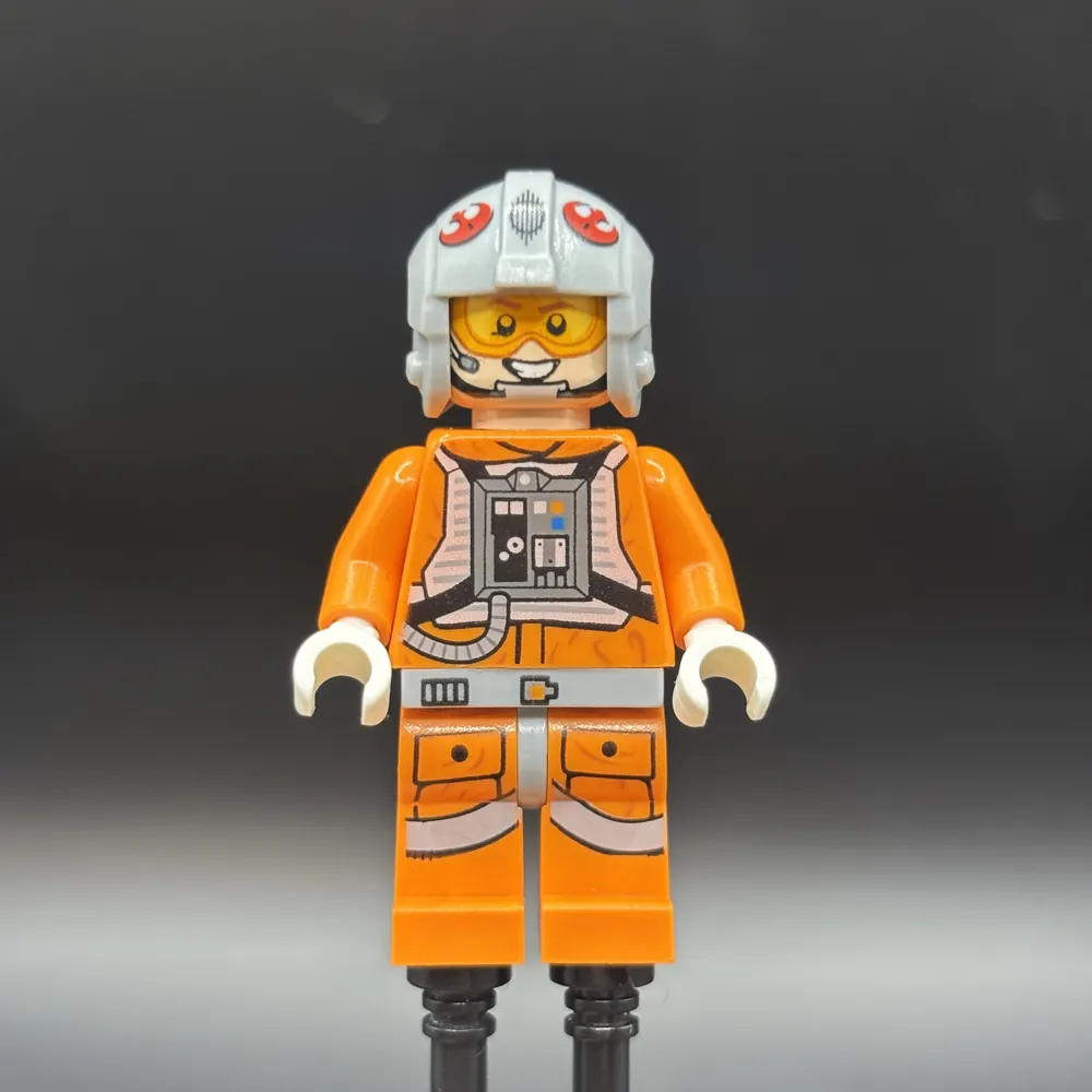 Snowspeeder Pilot - Light Bluish Gray Helmet