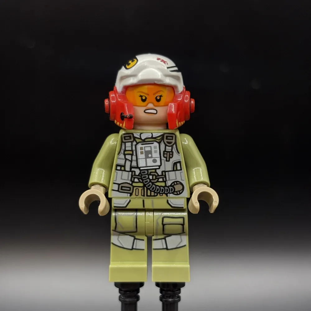 Resistance Pilot A-wing (Tallissan 'Tallie' Lintra)