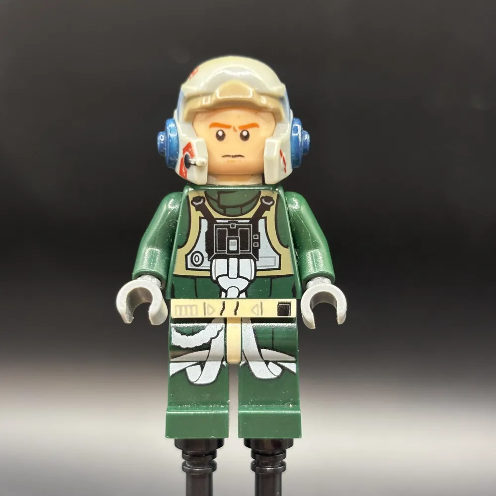 Rebel Pilot A-wing (Open Helmet, Dark Green Jumpsuit, Frown / Scared) (Arvel Crynyd)