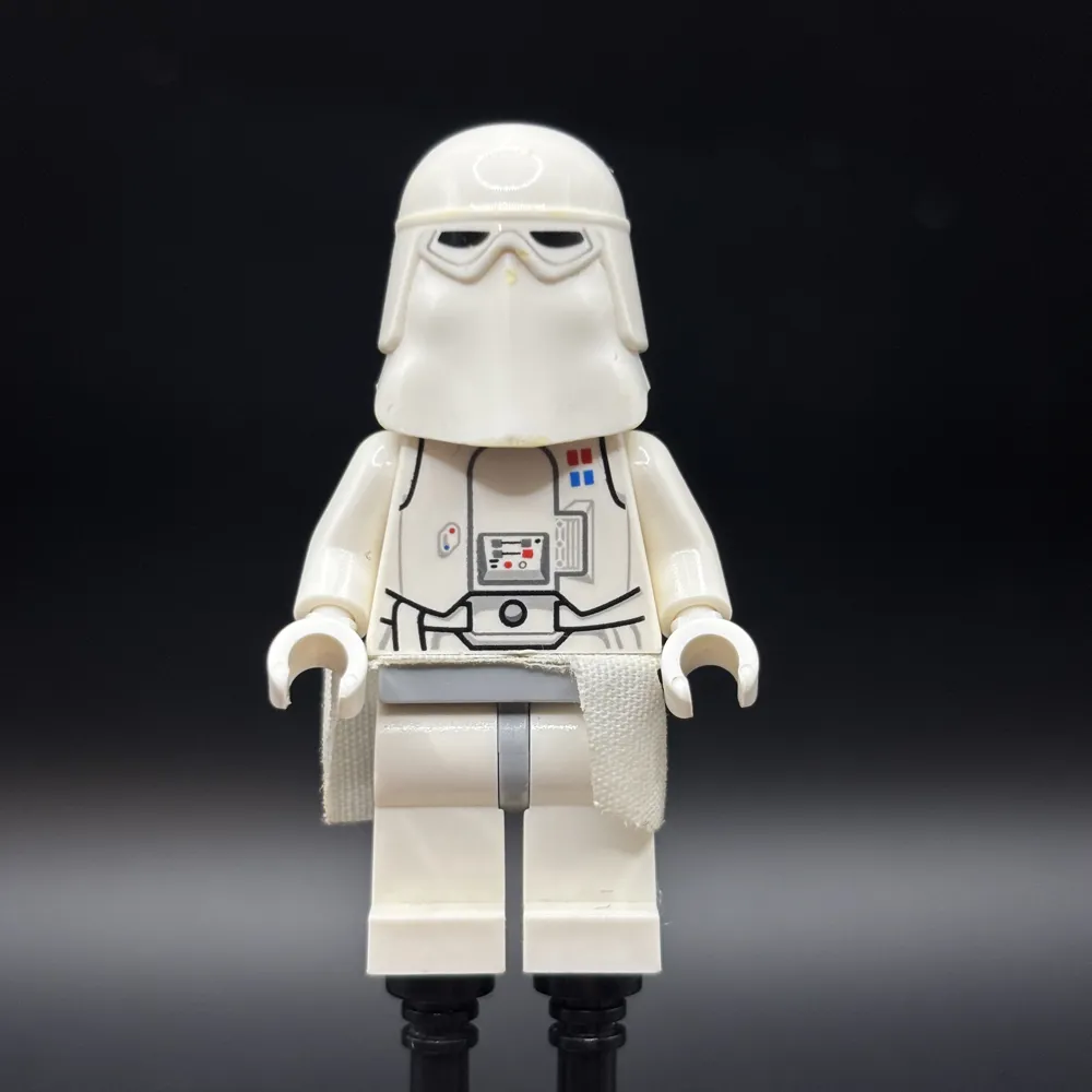 Snowtrooper, Light Bluish Gray Hips, Light Bluish Gray Hands, White Kama