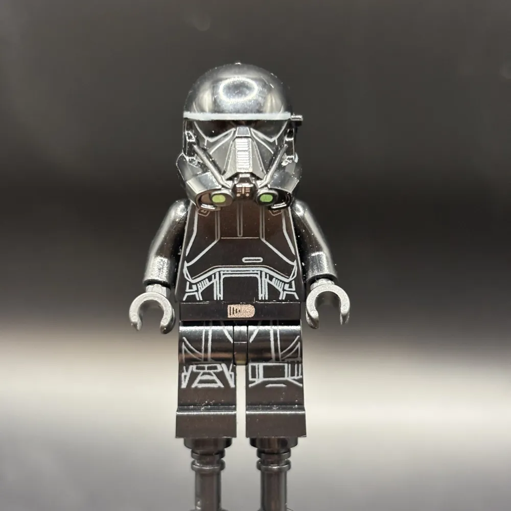 Imperial Death Trooper - Light Nougat Head