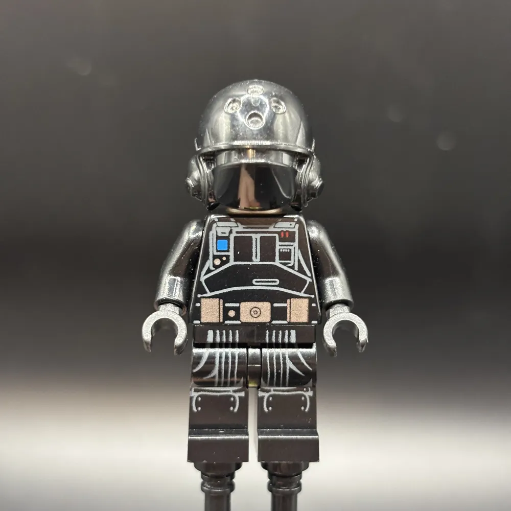 Imperial Ground Crew (Technician Kent Deezling)
