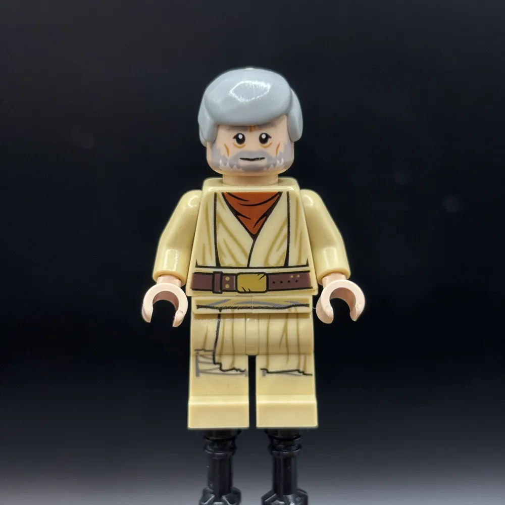 Obi-Wan Kenobi - Old, Light Bluish Gray Hair, Beard with White Highlights