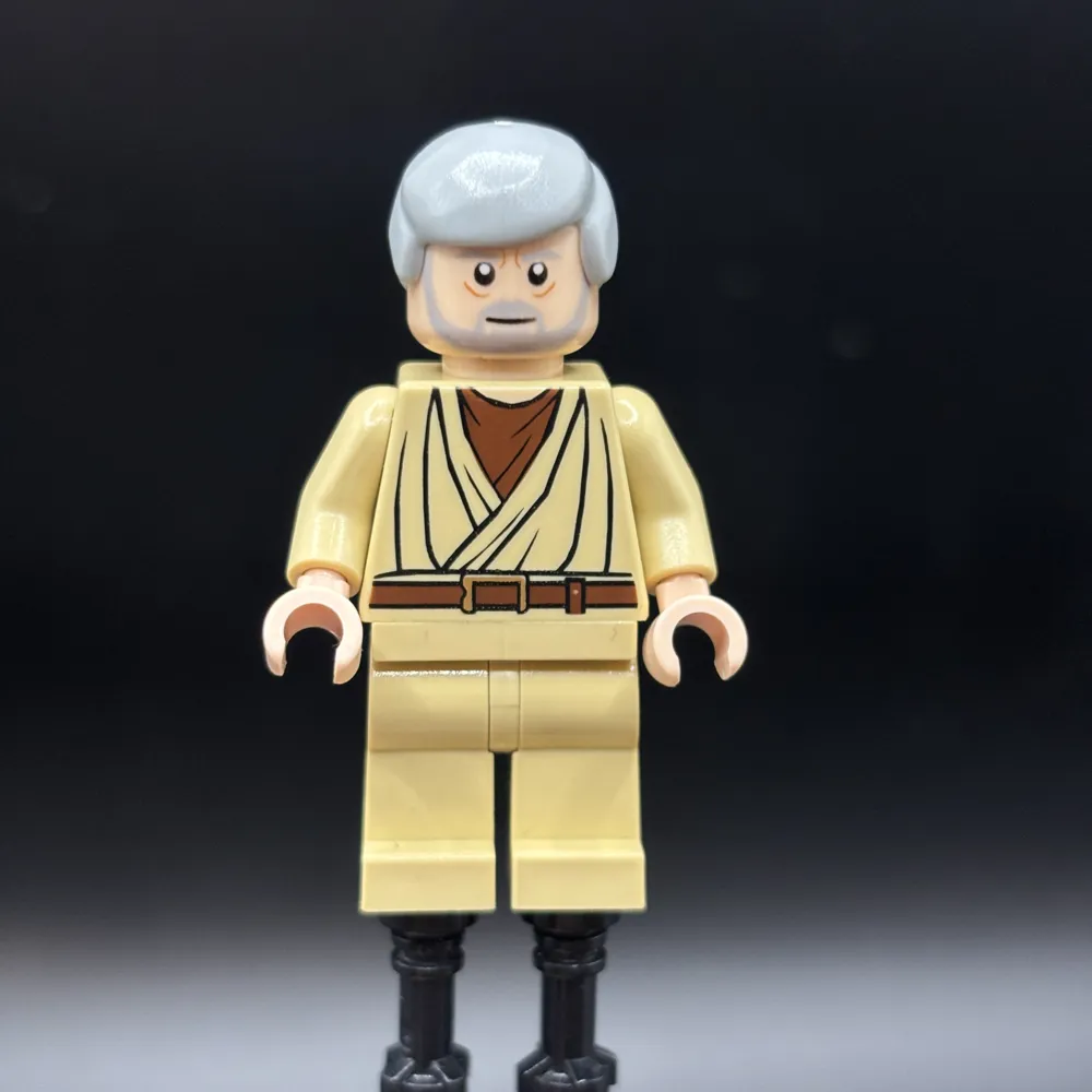 Obi-Wan Kenobi - Old, Light Bluish Gray Hair and Beard, Eyes with Glints
