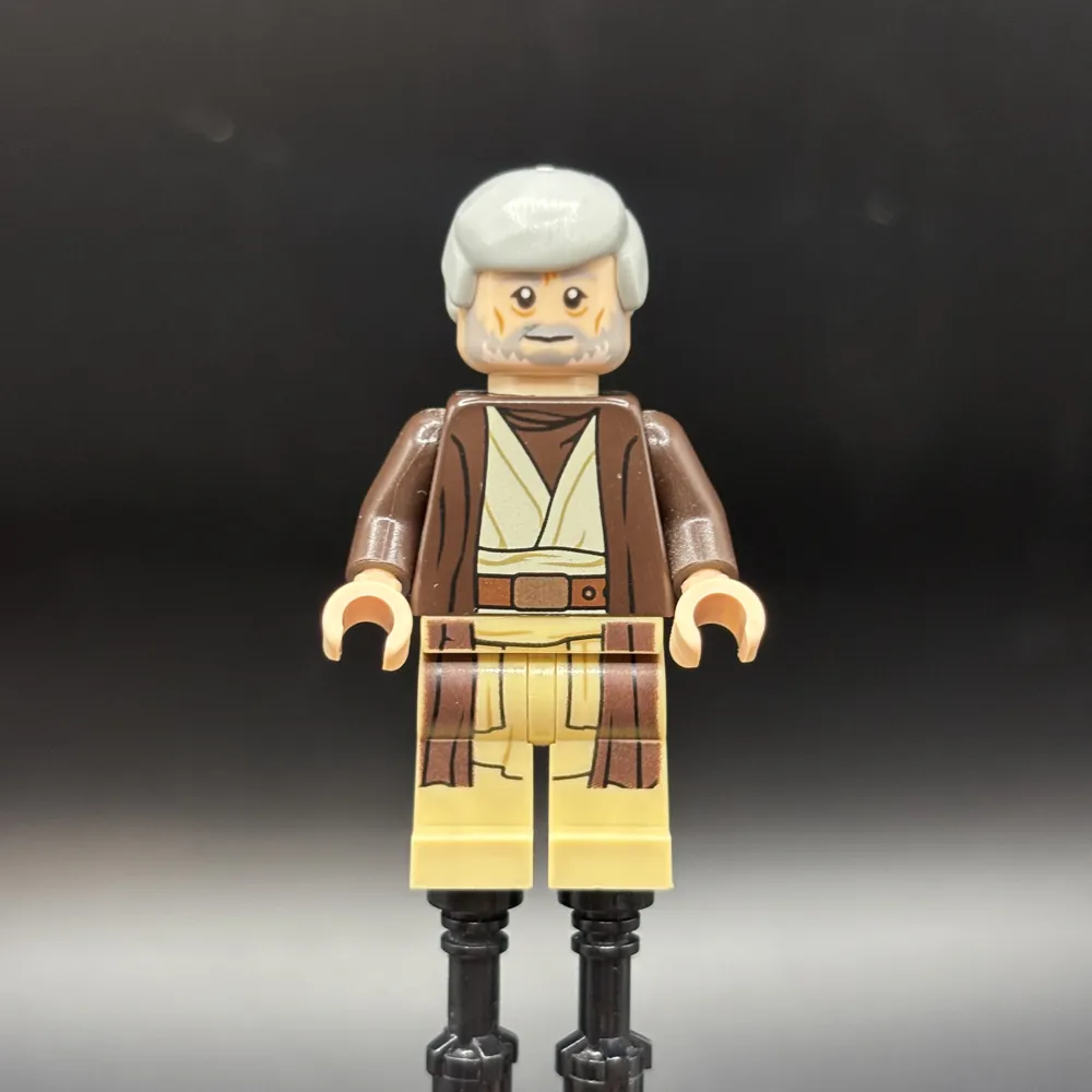Obi-Wan Kenobi (Dark Brown Hooded Coat)