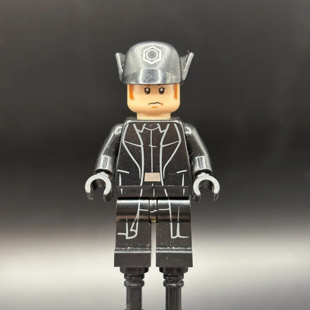 General Hux - Cap