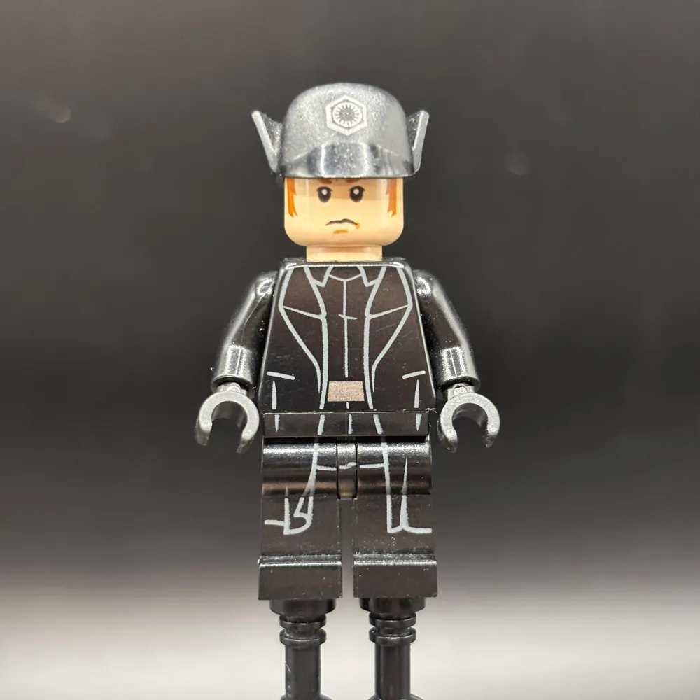 General Hux - Cap