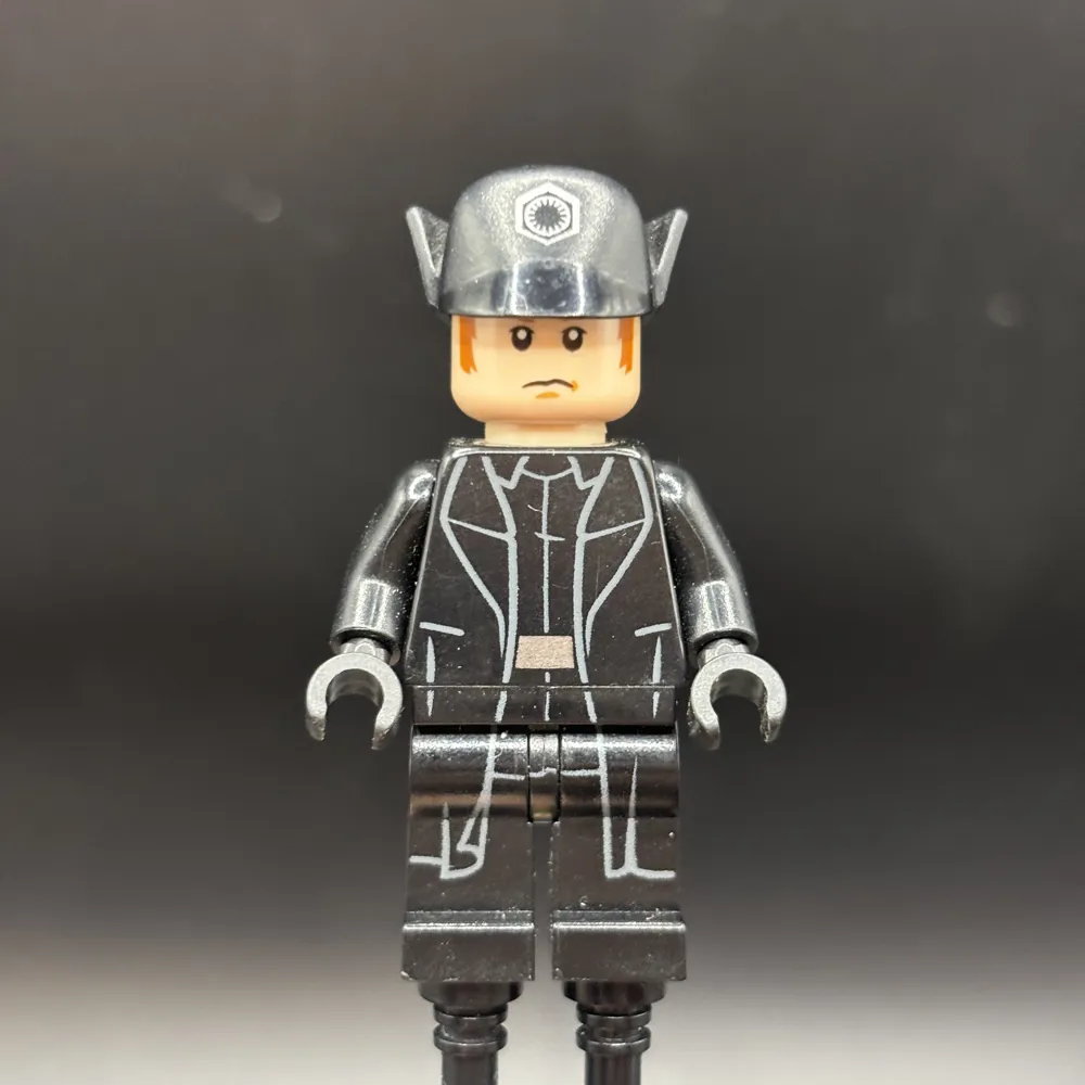 General Hux - Cap