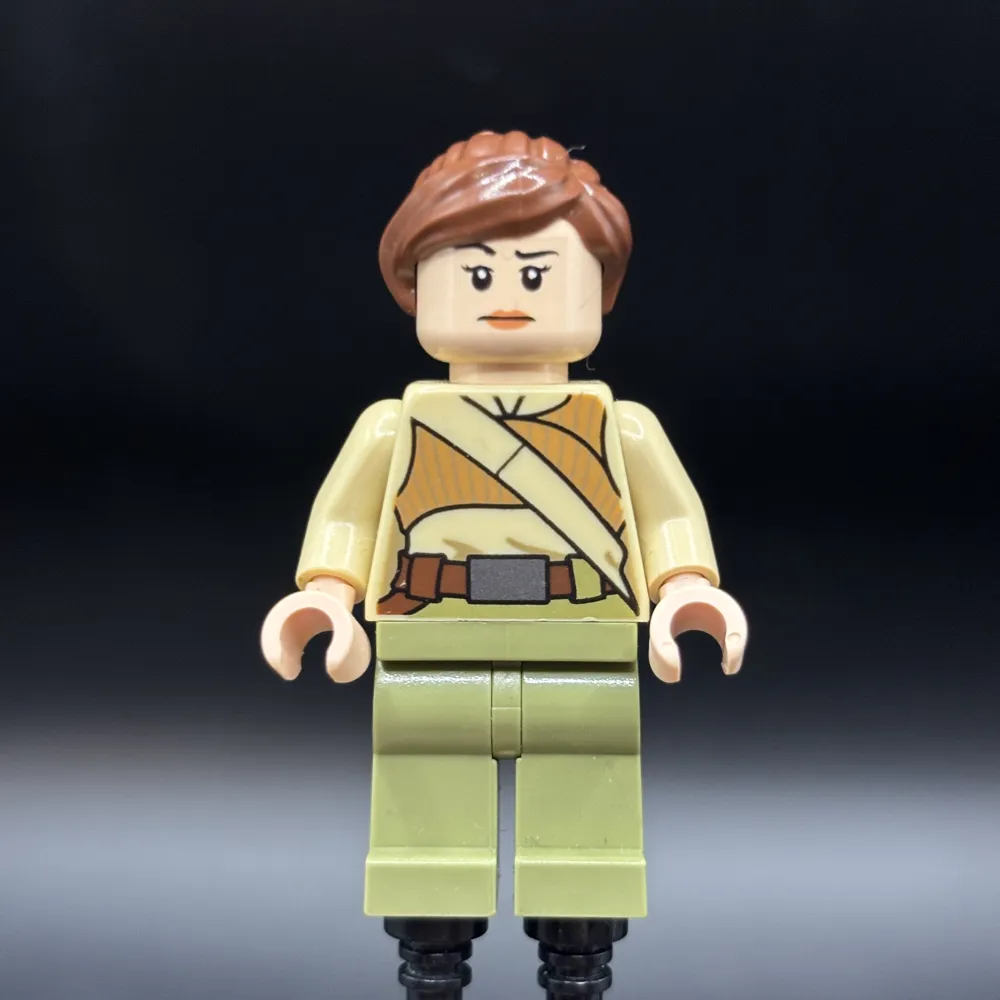 Resistance Soldier, Female