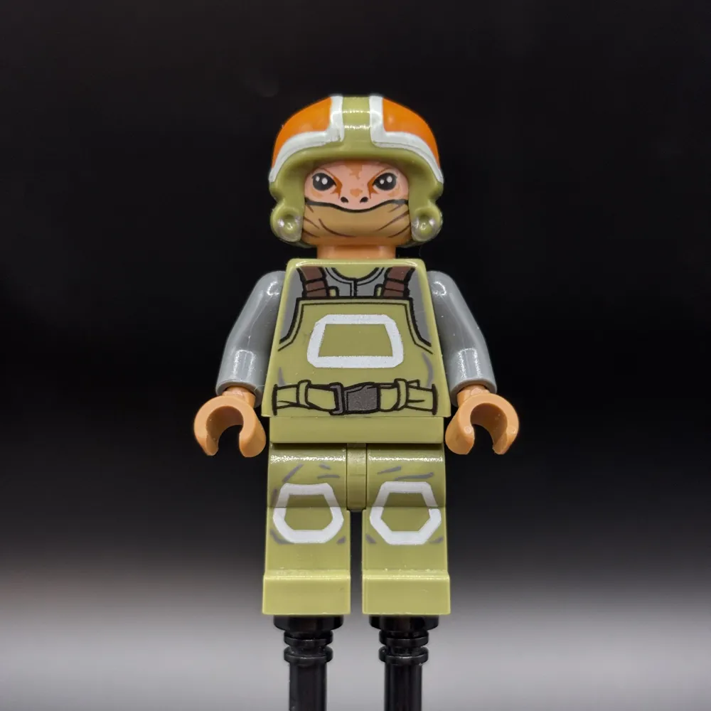 Resistance Ground Crew (Goss Toowers)