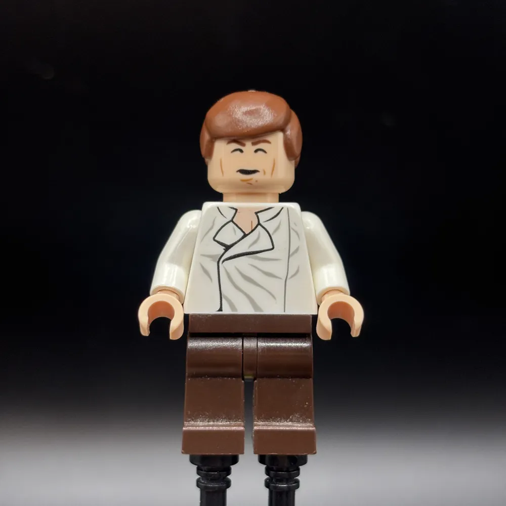 Han Solo - White Shirt with Wrinkles on Front, Dark Brown Legs, Smooth Hair