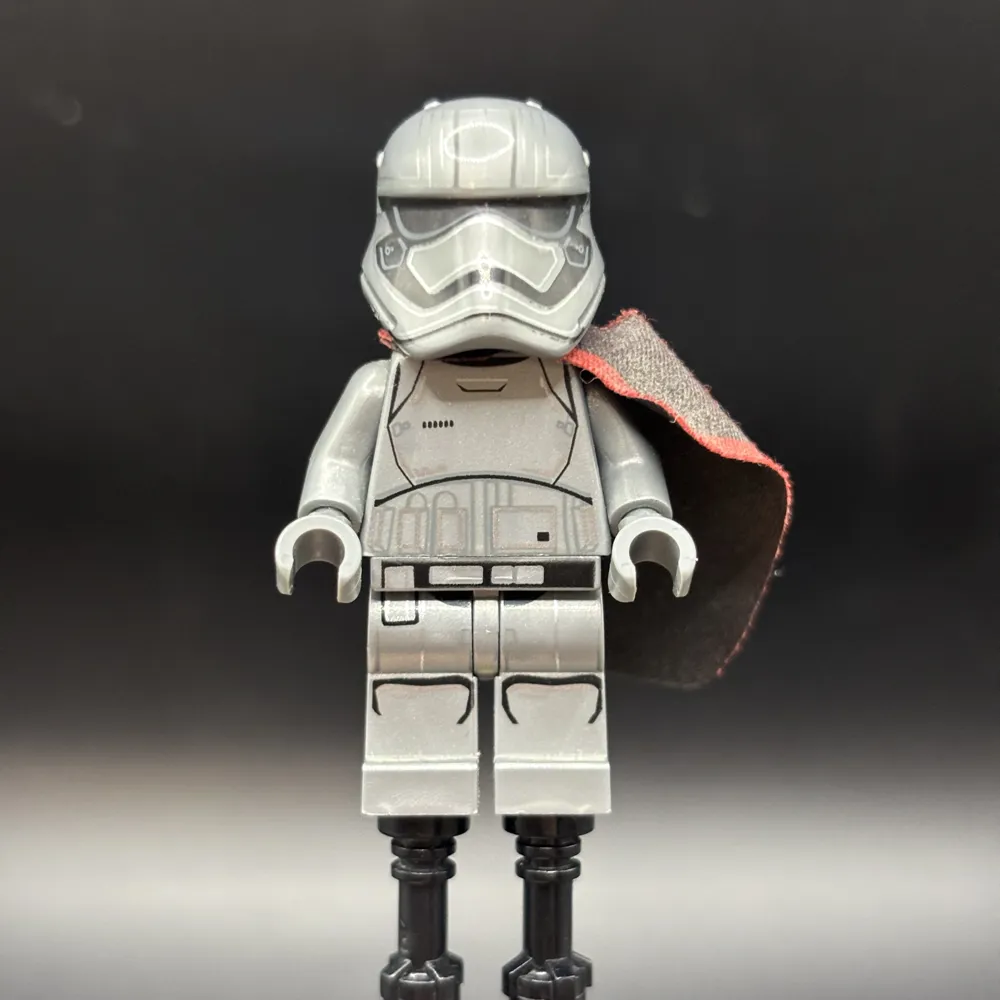 Captain Phasma (Rounded Mouth Pattern)