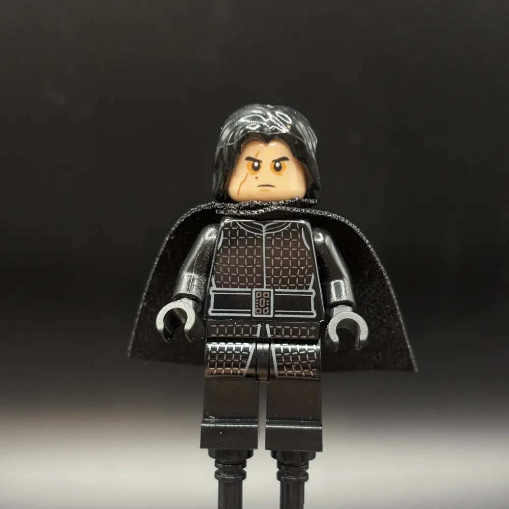 Kylo Ren (Cape)