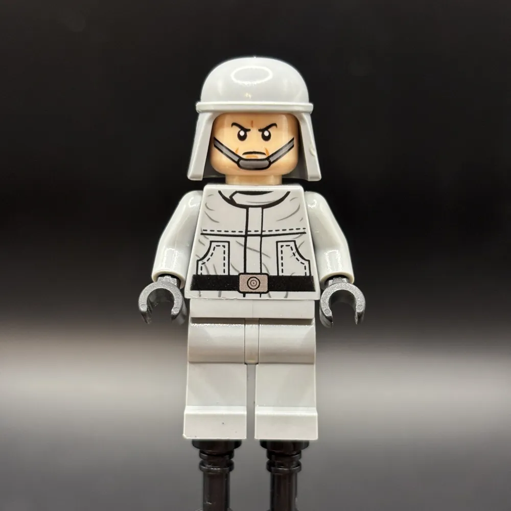 Imperial AT-ST Pilot / Driver (Plain Helmet, Dual Sided Head)